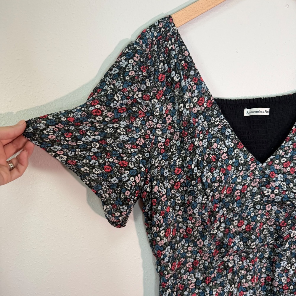 Abercrombie & Fitch Mini Dress Womens XL Black Floral Smocked Boho Cottagecore - Picture 5 of 16